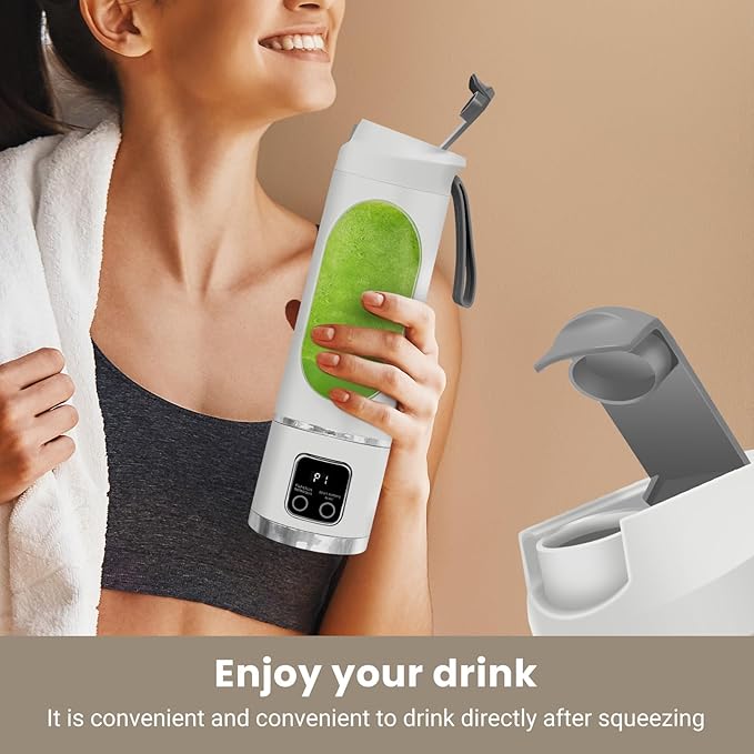 Portable Personal Electric Blender,500ML Portable Shakes and Smoothies Blender,Small Blenders、Mixing、Compact、Convenient and Versatile(White)