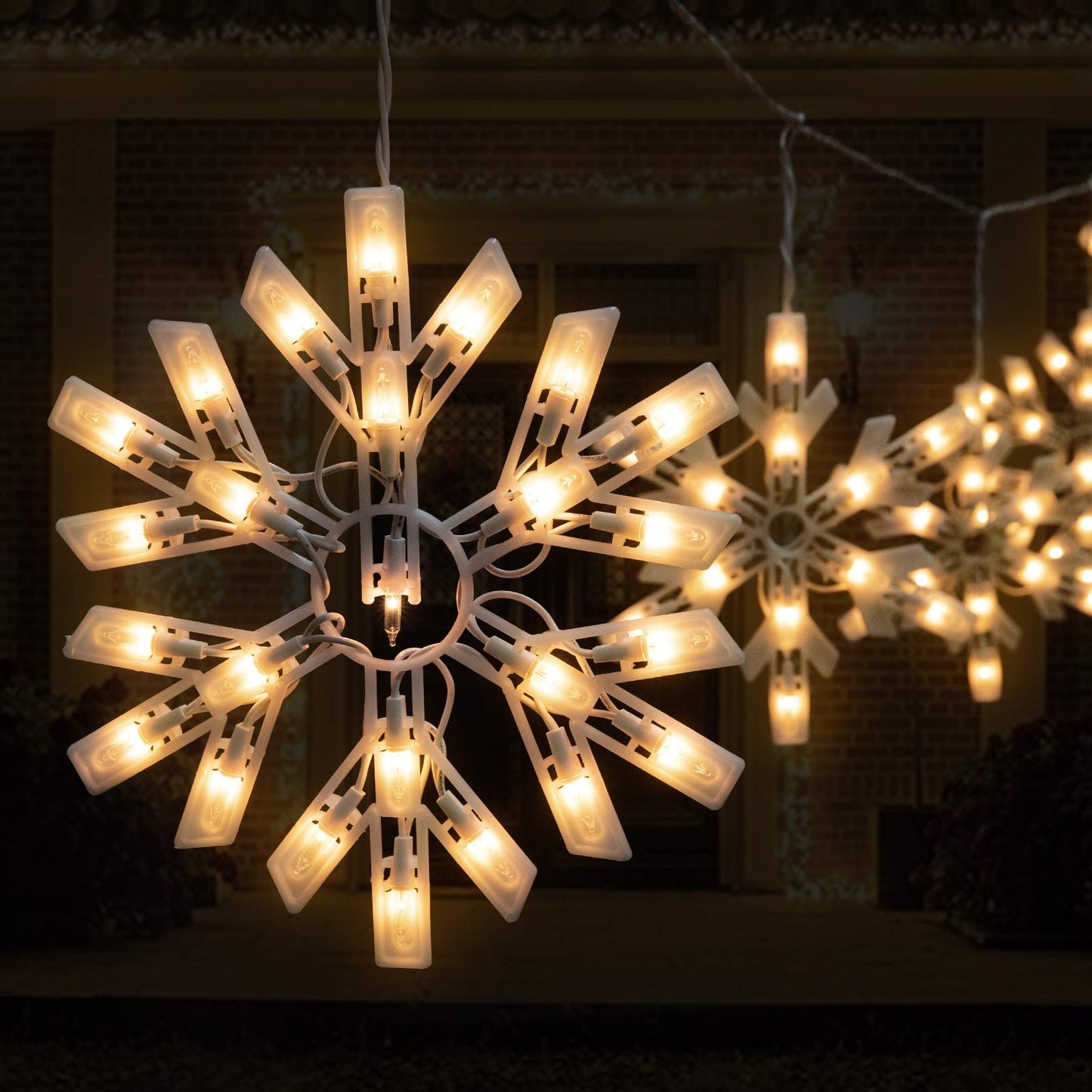 Minetom Snowflake Christmas String Lights with 6 Drops - 9ft 100 Mini Bulb Icicle Lights with Hooks, Plug-in Connectable Hanging Lights for Christmas Home Indoor Outdoor Wedding Holiday Décor