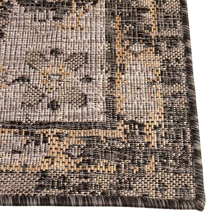 Unique Loom Outdoor Traditional Collection Area Rug - Valeria (5' 3" x 8' Rectangle, Charcoal/ Natural)
