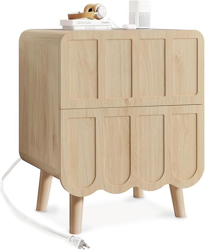 LYNCOHOME Nightstand with Charging Station, 18.9 inch Wide End Table with 2 Drawers, Modern Wood Bedside Table Mid Century Modern Night Stand for Bedroom (Natural)