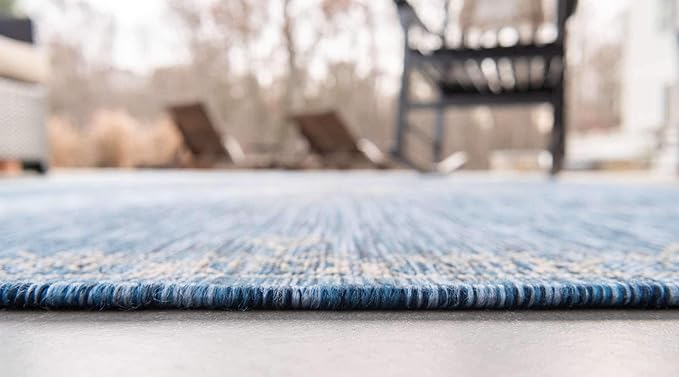 Unique Loom Outdoor Traditional Collection Area Rug - Antique (4' 1" Round, Blue/ Gray)