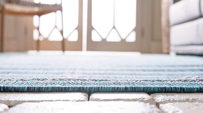 Unique Loom Outdoor Traditional Collection Area Rug - Antique (4' 1" x 6' 1" Rectangle, Teal/ Gray)