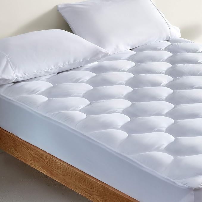 SLEEP ZONE Full Size Mattress Pad Protector, Quilted Fitted Bed Mattress Topper, Elastic Fitted Mattress Cover Stretches up to 21 Inches Deep, Machine Washable (White)