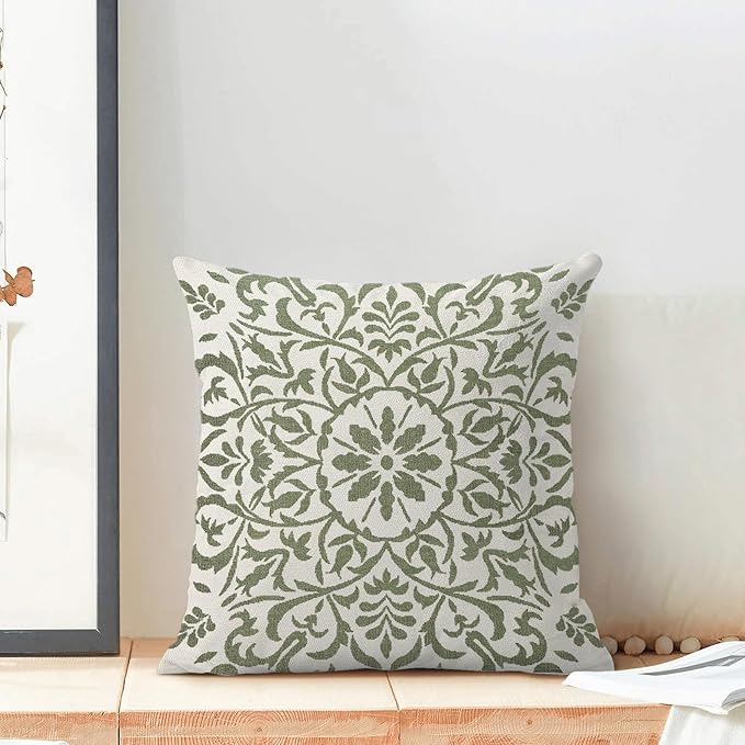 Boho Floral Pillow Covers 18x18 Set of 2, Bohemian Green Carpet Pattern Design Decorative Throw Pillows Farmhouse Cushion Pillow Covers for Sofa Couch Outdoor Decor