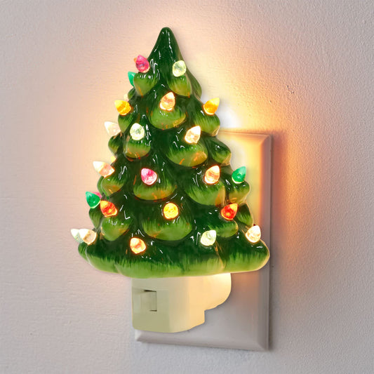 Hausse Christmas Ceramic Tree Night Light, Decorative Retro Christmas Tree Nightlight with Lamp, Multicolor Bulbs and 360 Degree Swivel Plug with ON/Off Switch for Kitchen Bathroom Bedroom Decor