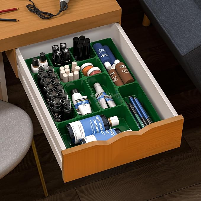 7 Pcs Plastic Drawer Organizer Set,4 Size Small Storage Containers for Organizing Jewelry,Utensil,Junk,Tea,Makeup,Shallow Drawer Organizers Tray Suitable for Office,Desk,Bathroom,Vanity,Kitchen,Green