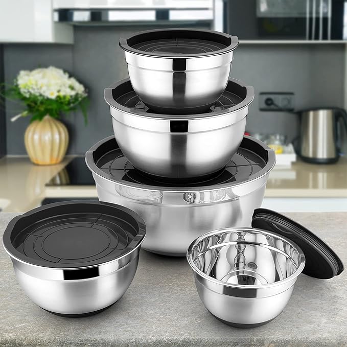 P&P CHEF Mixing Bowls with Lids Set of 5, Stainless Steel Nesting Salad Bowl with Lid & Base for Non-slip Mixing Prepping Storing Serving, 5 Sizes-7/3.5/2.5/1.5/1 QT, Black
