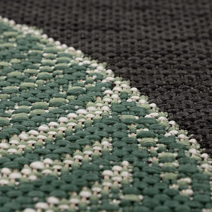 Tropical Outdoor Rug Jungle Leaves Design for Patio in Black Green, Size: 3'11" x 5'7"