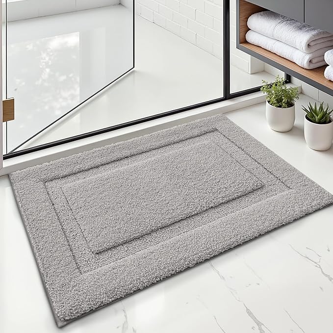 LUMI Ultra Soft Bathroom Rugs Non Slip with Rubber Backing, Absorbent Washable Bath Mat Quick Dry, Upgraded Premium Microfiber Plush Carpet for Bathtub and Shower Floor, Grey, 24x36