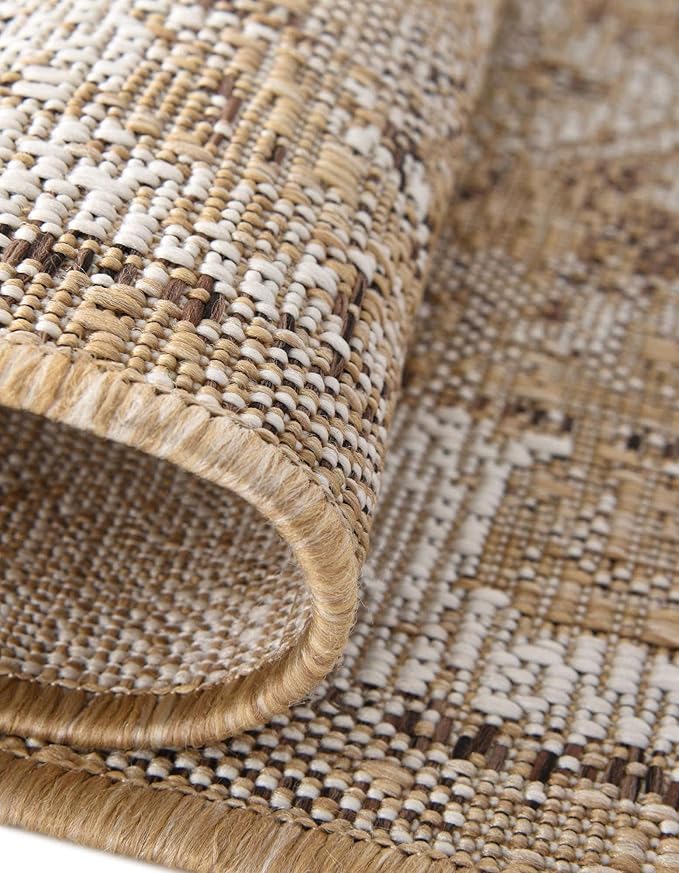 Unique Loom Outdoor Traditional Collection Area Rug - Valeria (6' 1" x 9' Rectangle, Natural/ Ivory)