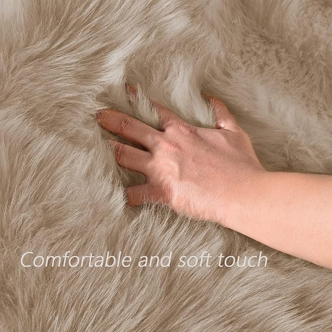 Latepis Small Area 2x4 Rug Brown Beige Faux Fur Rug Fluffy Sheepskin Shaggy Rugs for Bedroom Washable Shag Rugs for Living Room Dorm Cushion Home Décor