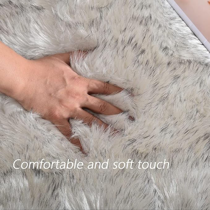 Latepis Washable Faux Fur Sheepskin Rug White with Grey Tips Round 10ft Circle Area Rug for Living Room Fluffy Shaggy Fuzzy Rugs for Bedroom Playroom