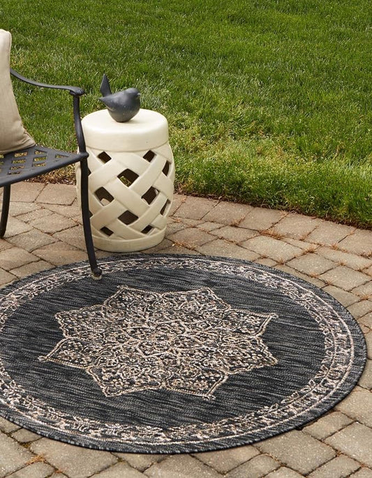 Unique Loom Outdoor Traditional Collection Area Rug - Antique (10' Round Charcoal Gray/Natural)