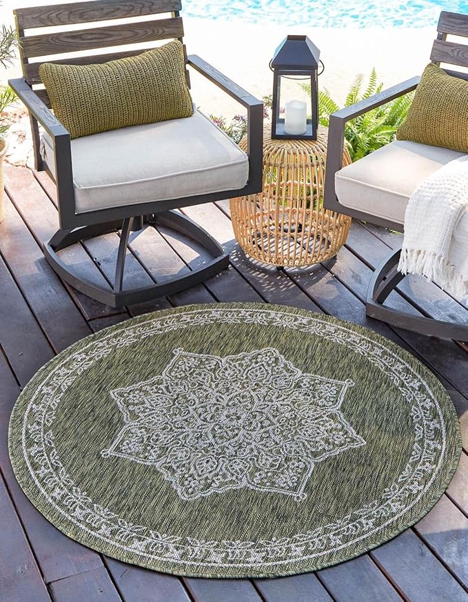 Unique Loom Outdoor Traditional Collection Area Rug - Antique (7' 10" Round Green/Ivory)