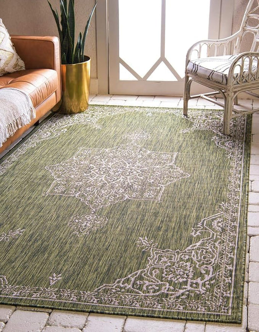 Unique Loom Outdoor Traditional Collection Area Rug - Antique (5' 1" x 8' Rectangle, Green/ Gray)