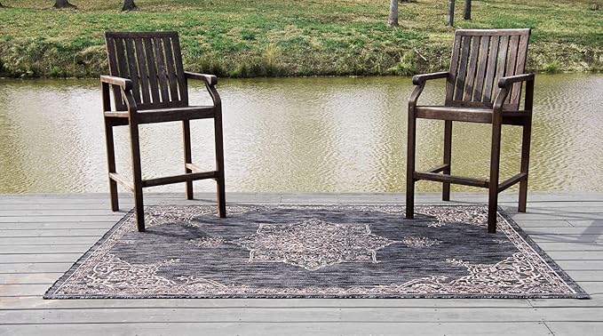 Unique Loom Outdoor Traditional Collection Area Rug - Antique (7' 1" x 10' Rectangle, Charcoal Gray/ Natural)