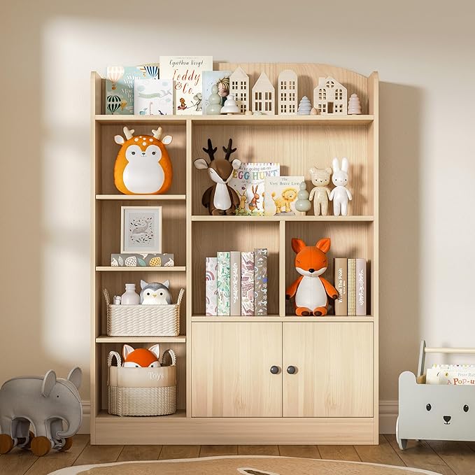 Oak Kids Bookshelf, Kids Bookcase with 7 Cubbies and 2 Cabinets, Freestanding Book Storage Shelves for Bedroom, Playroom, Hallway