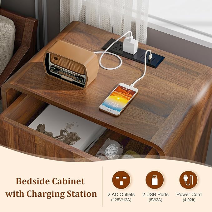 LYNCOHOME Nightstand with Charging Station, 18.9 inch Wide End Table with 2 Drawers, Modern Wood Bedside Table Mid Century Modern Night Stand for Bedroom (Rustic Brown)