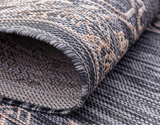 Unique Loom Outdoor Traditional Collection Area Rug - Antique (7' 1" x 10' Rectangle, Charcoal Gray/ Natural)