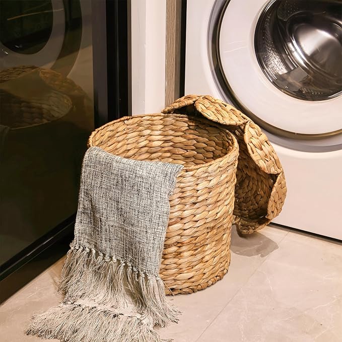 Vintage Woven Storage Basket with Scalloped Lid - Handwoven Water Hyacinth Laundry Hamper for Clothes, Blankets, Toys Organizing - Natural Wicker Basket with Lid (Large Round)