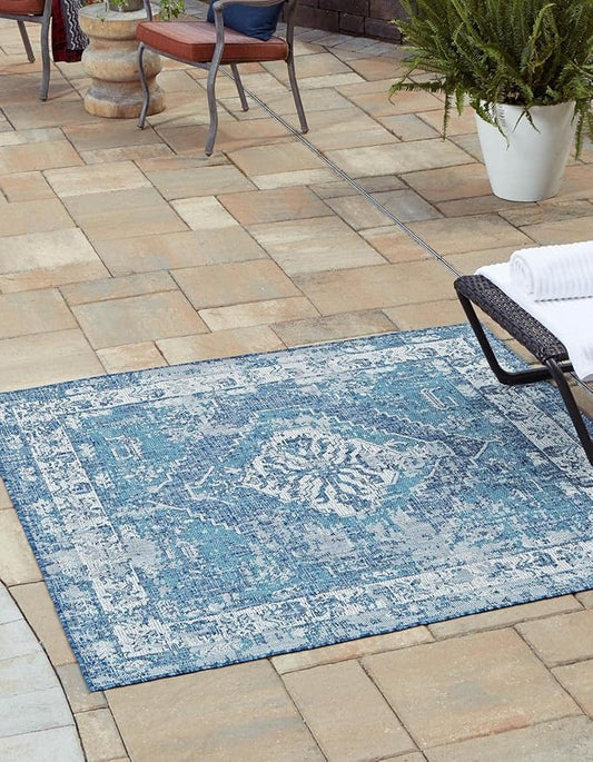 Unique Loom Outdoor Traditional Collection Area Rug - Valeria (7' 10" Square, Blue/ Ivory)