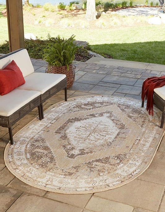 Unique Loom Outdoor Traditional Collection Area Rug - Valeria (3' 1" x 5' 3" Oval, Natural/ Ivory)