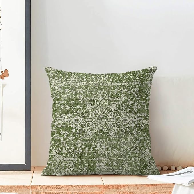 Boho Sage Green Throw Pillow Covers 18x18 Inch Set of 2, Carpet Pattern Decorative Throw Pillow Covers Bohemia Sage Green Linen Outdoor Cushion Cover for Sofa Couch Farmhouse Room Bed Decor