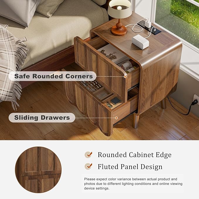 LYNCOHOME Nightstand with Charging Station, 18.9 inch Wide End Table with 2 Drawers, Modern Wood Bedside Table Mid Century Modern Night Stand for Bedroom (Rustic Brown)