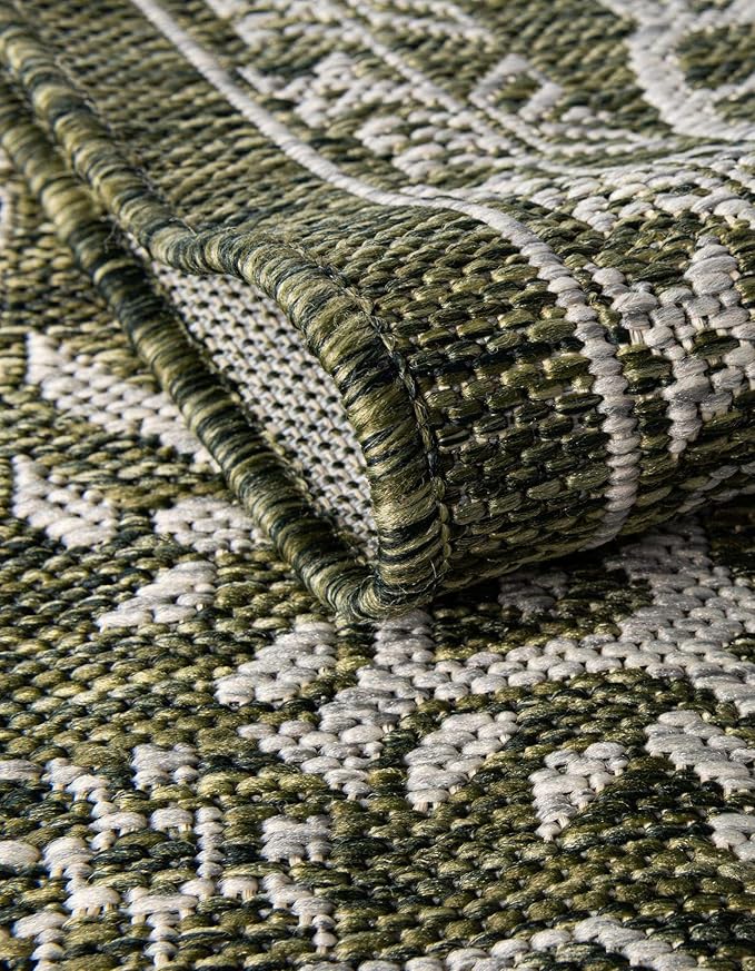Unique Loom Outdoor Traditional Collection Area Rug - Antique (7' 10" Square Green/Ivory)