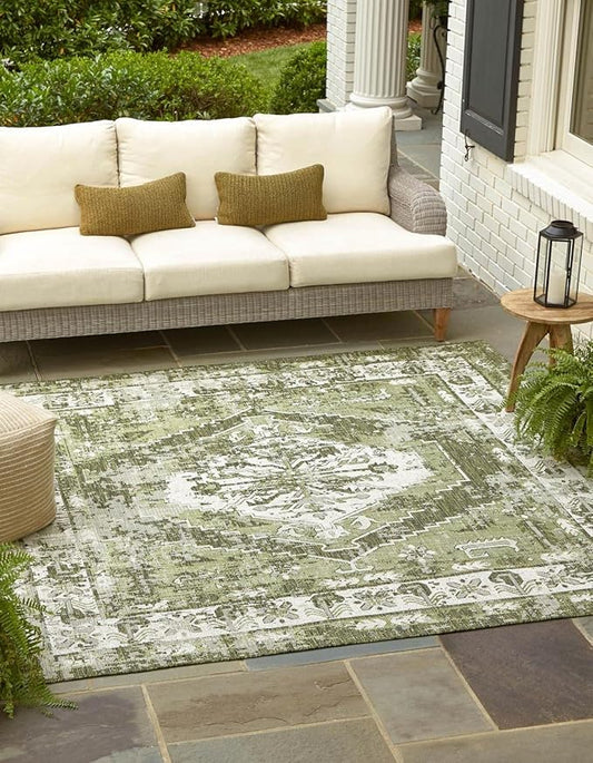 Unique Loom Outdoor Traditional Collection Area Rug - Valeria (7' 10" Square, Green/ Light Green)
