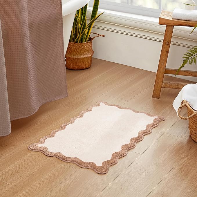 MONDAY MOOSE Bath Mat with Scalloped Wavy Ripple Design, Microfiber Absorbent Non Slip Tufted Rug for Floor, Shower or Kitchen (16x24 inch, Beige)