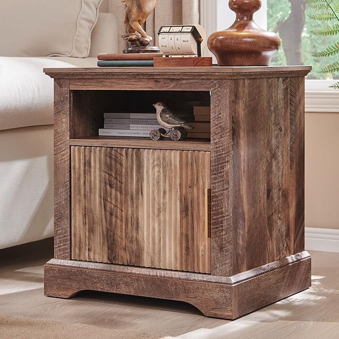 Fluted Nightstand Set of 2, 22" Large Modern Side Table with Charging Station, Wood End Table w/Open Shelf, Bedside Table with Storage Space for Bedroom, Living Room (Light Brown)