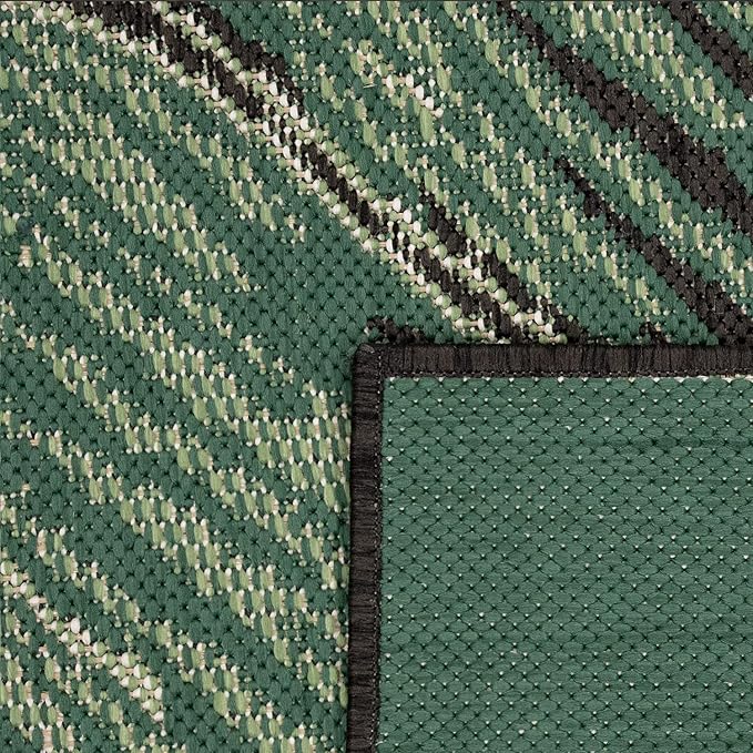 Tropical Outdoor Rug Jungle Leaves Design for Patio in Black Green, Size: 2'8" x 4'11"