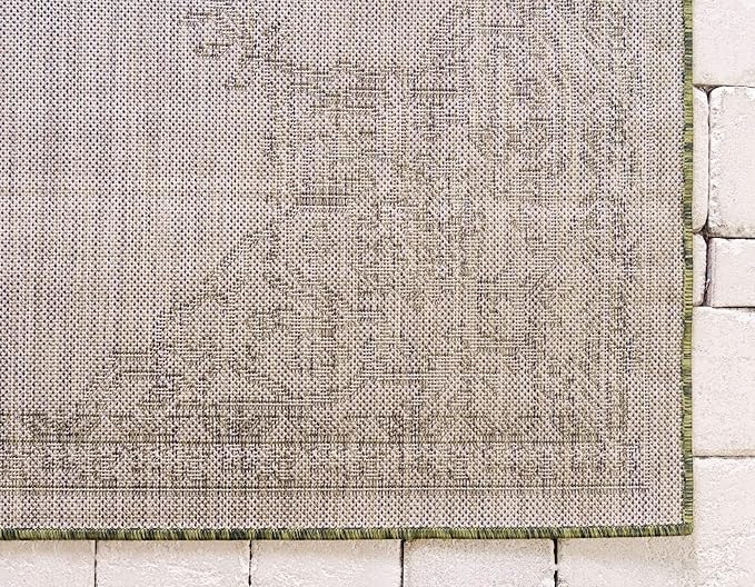 Unique Loom Outdoor Traditional Collection Area Rug - Antique (4' 1" x 6' 1" Rectangle, Green/ Gray)