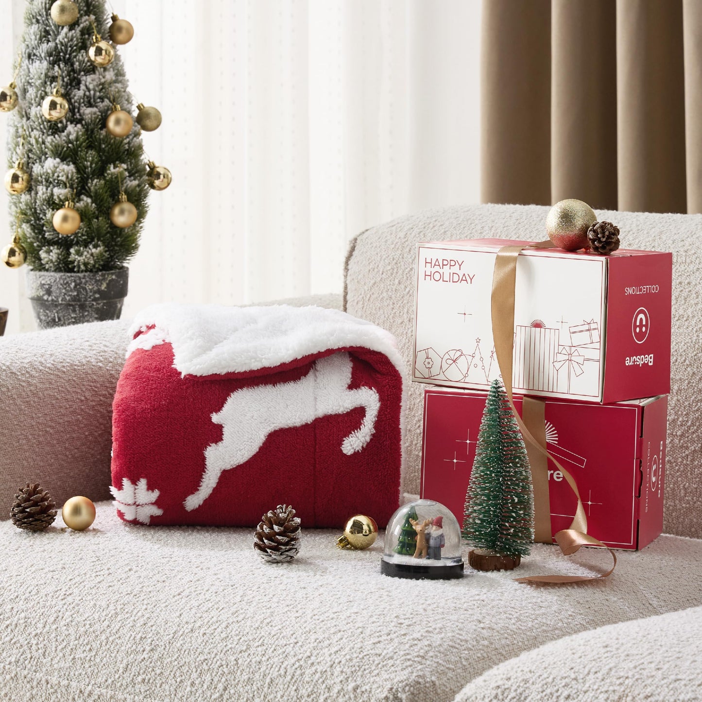 Bedsure Christmas Throw Blanket for Couch - Christmas Decorations Gifts for Women, Warm Sherpa Deer Throw Blanket, Red 50"x60"