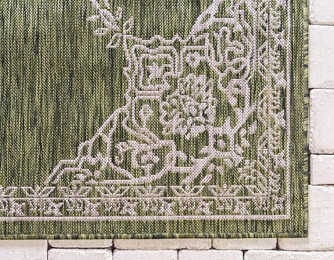 Unique Loom Outdoor Traditional Collection Area Rug - Antique (4' 1" x 6' 1" Rectangle, Green/ Gray)