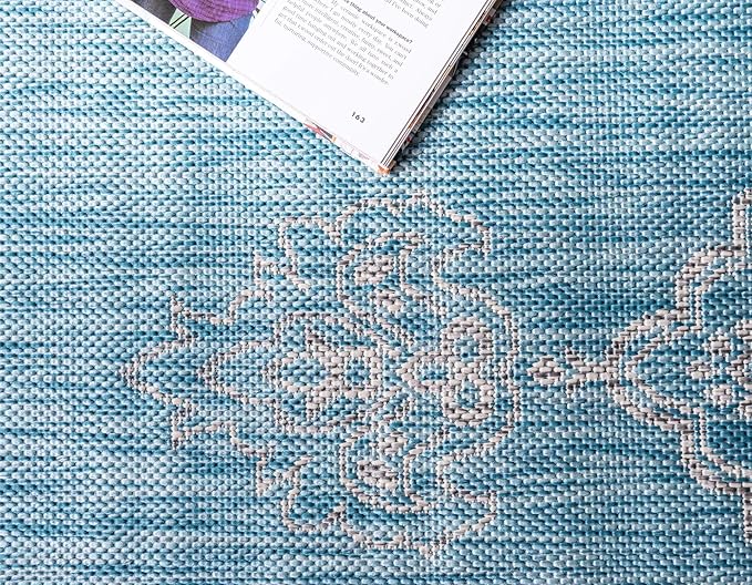 Unique Loom Outdoor Traditional Collection Area Rug - Antique (5' 1" x 8' Rectangle, Light Aqua/ Gray)
